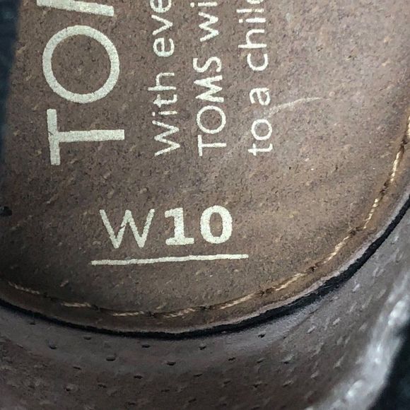 EUC Toms Black Aztec Embroidered Colorful Slip On Shoes Womens Size 10 - Picture 8 of 8